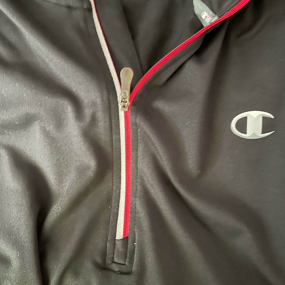 Champion performance pullover - Picture 2 of 3